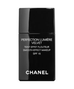 نقد و بررسی کرم پودر شنل Perfection Lumiere Velvet