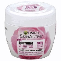نقد و بررسی مرطوب کننده شب گارنیر SkinActive Soothing