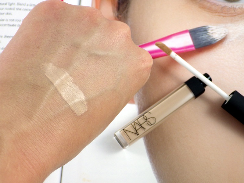 نقد کانسیلر نارس رادیانت