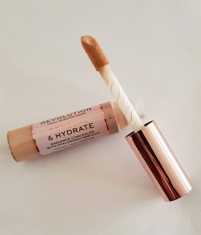 نقد کانسیلر رولوشن کانسیل اند هایدریت