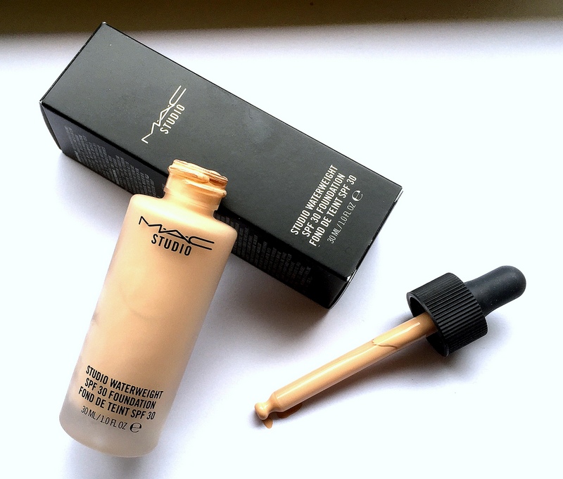 نقد کرم پودر واتر ویت مک