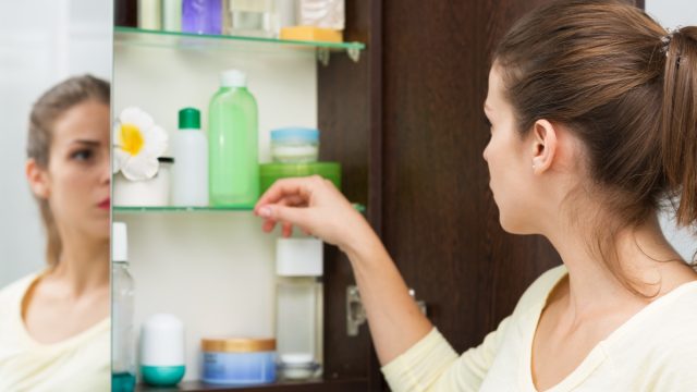 بهترین روشهای نگهداری از محصولات آرایشی و مراقبت از پوست